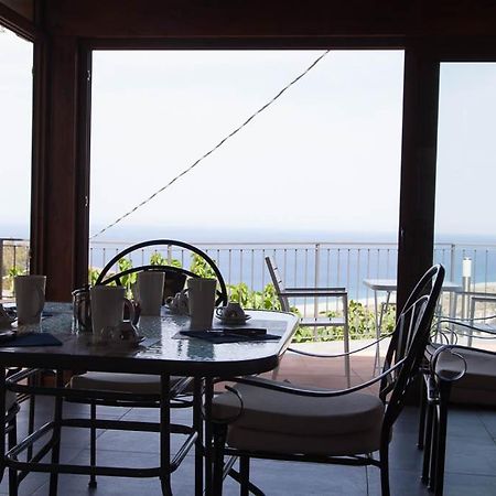 B&B Le Rose Del Tirreno Falerna Exteriér fotografie