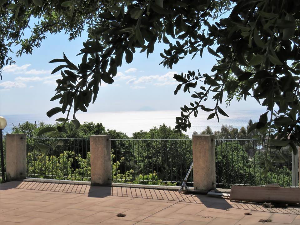 B&B Le Rose Del Tirreno Falerna Exteriér fotografie