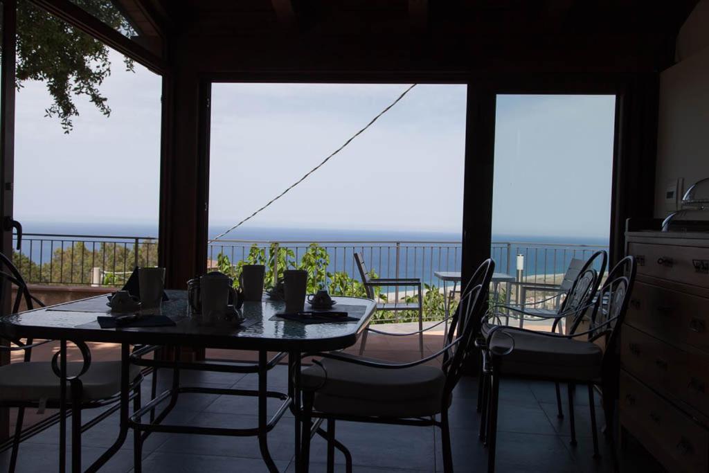 B&B Le Rose Del Tirreno Falerna Exteriér fotografie
